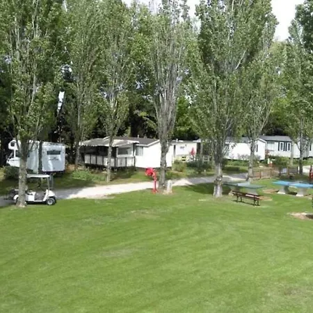 Campsite 4 Etoiles - Piscine - Ccbahea *